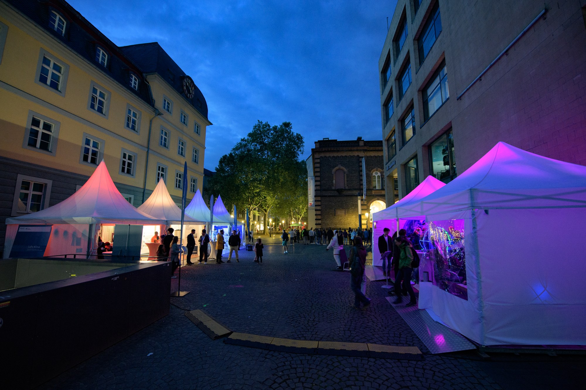 PT-LF tent at Bonn Science Night 2024