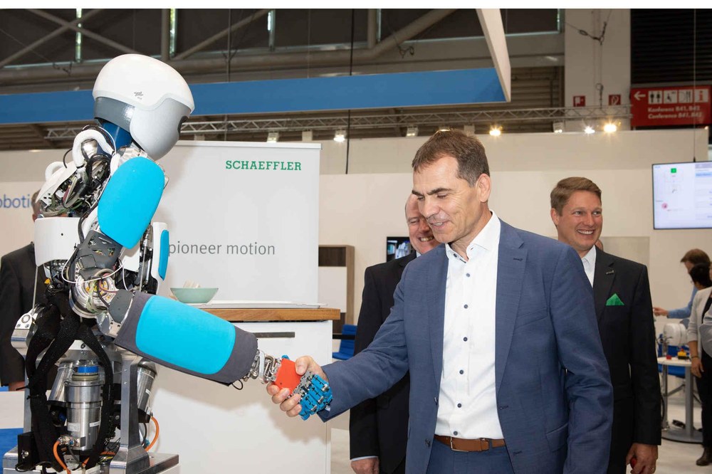Zusammenarbeit Schäffler Dlr