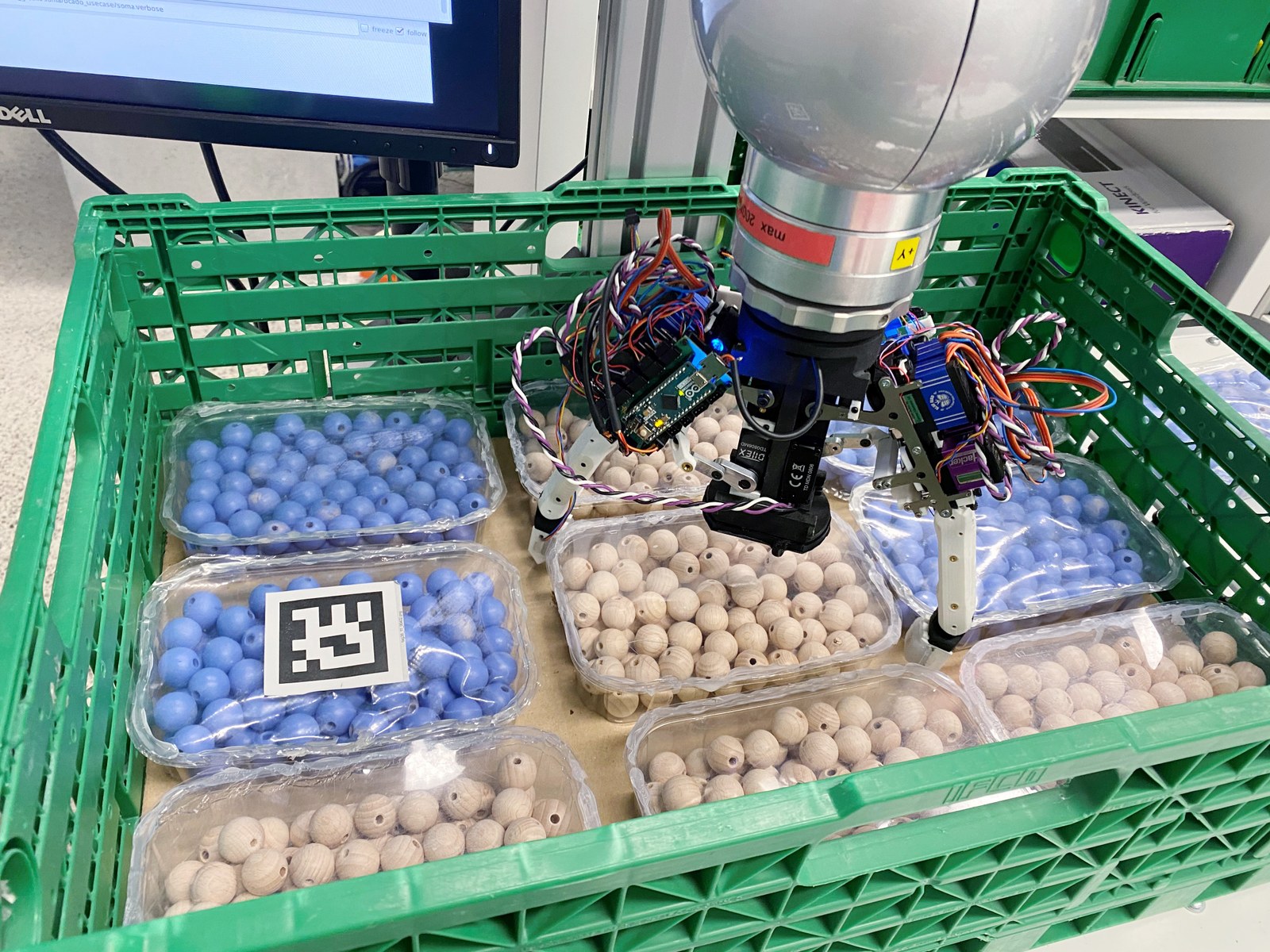 Hybrid Compliant Gripper