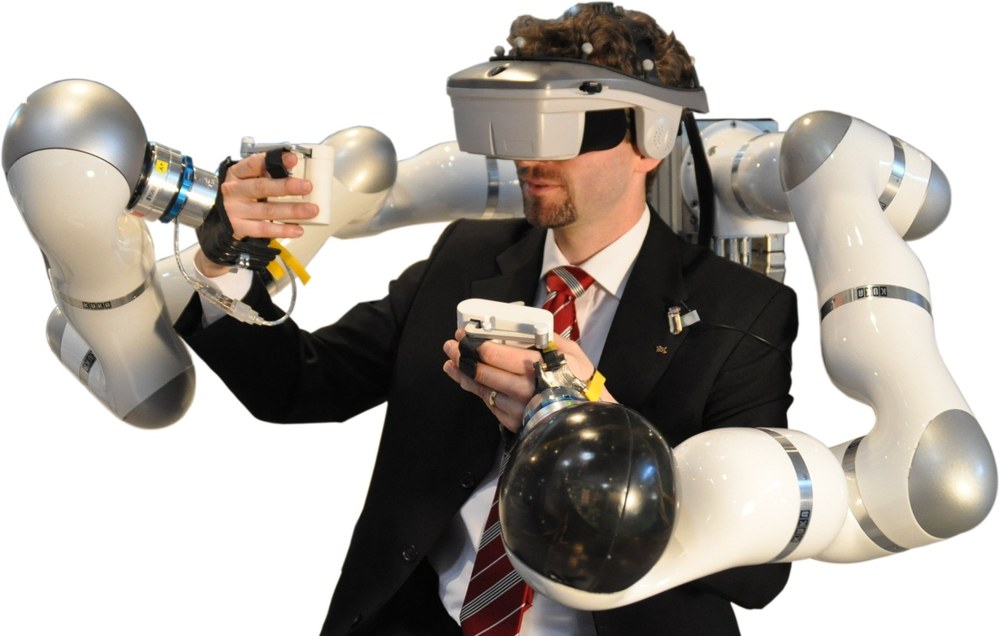 VR