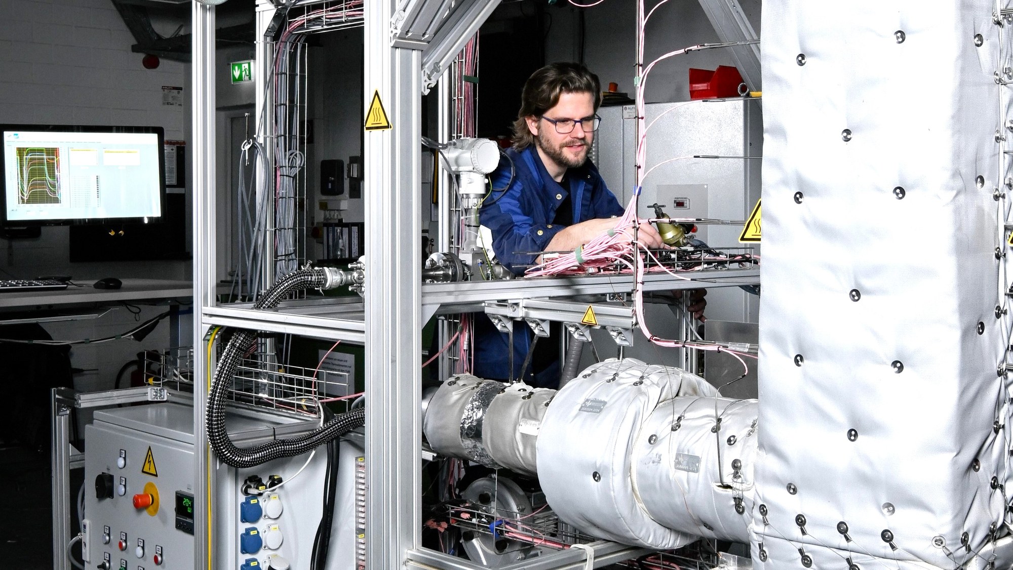 Work on a heat exchanger as part of the PreMa project