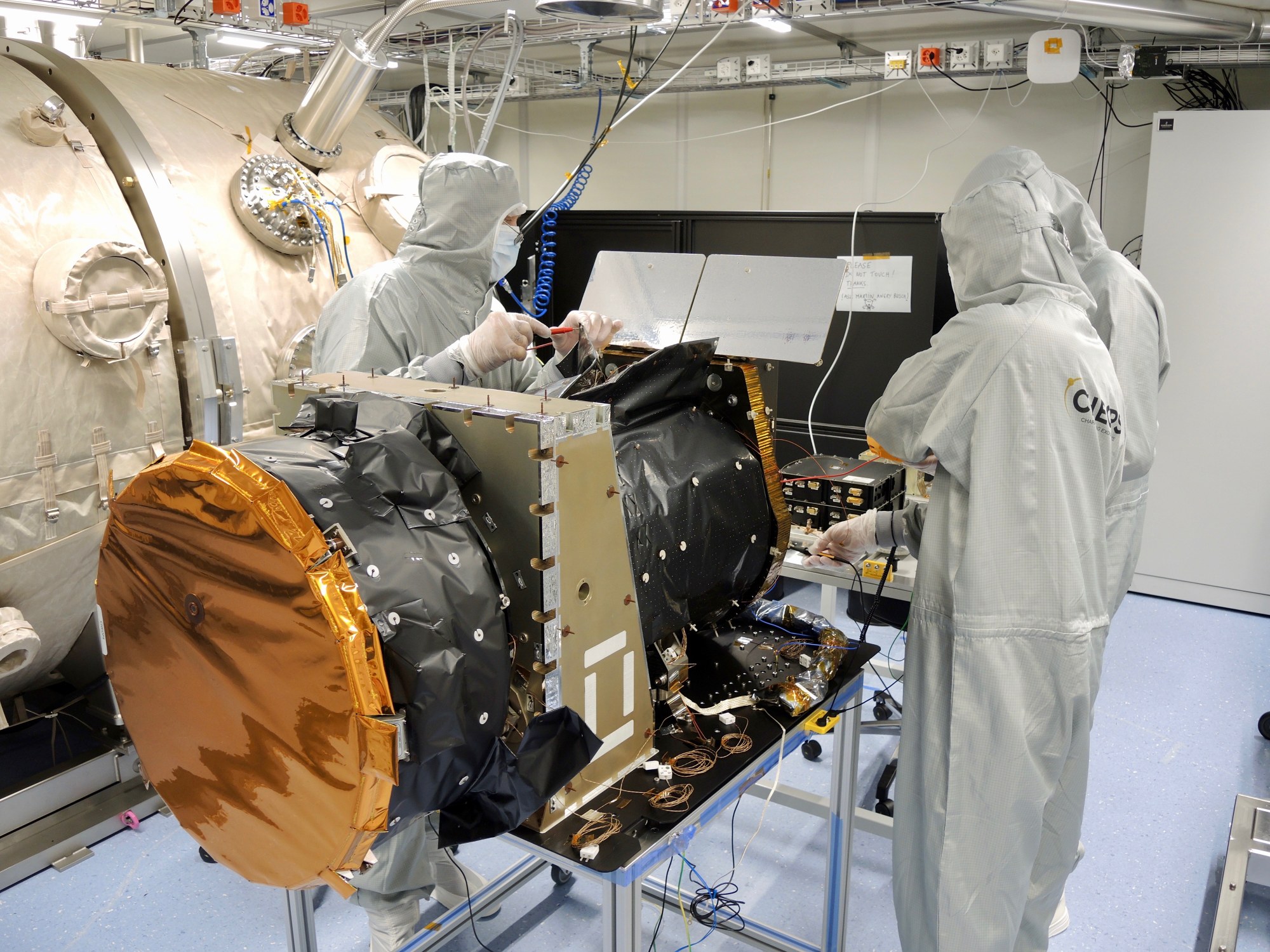 Assembly of the telescope at University of Bern