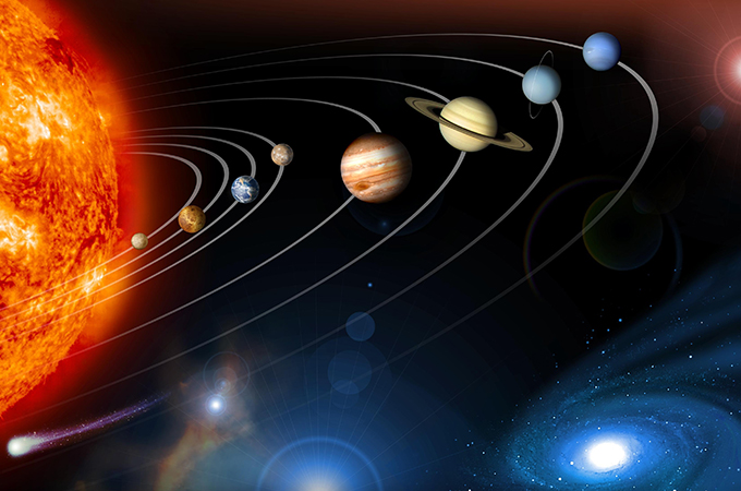 Diese Darstellung zeigt die Planeten des Sonnensystems – und die Sonne selbst. Natürlich ist das alles nie so schön aufgereiht wie hier. Bild: NASA