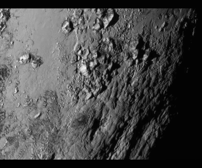 Pluto aus der Nähe. Bild: NASA/JHUAPL/SWRI