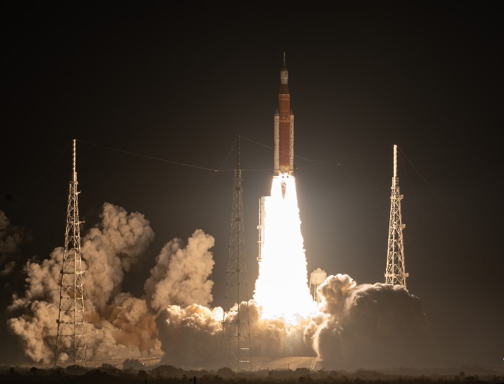 Mond-Mission Artemis I erfolgreich gestartet