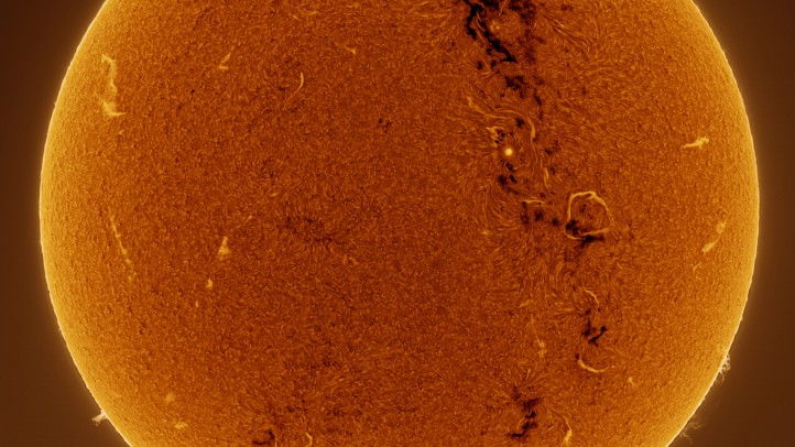 Die Sonne im H-Alpha-Licht. Bild: Wikipedia/Astro-Memo  